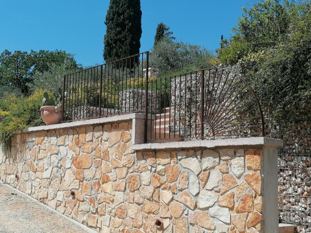 Agriturismo La Rondinella Лацизе Экстерьер фото
