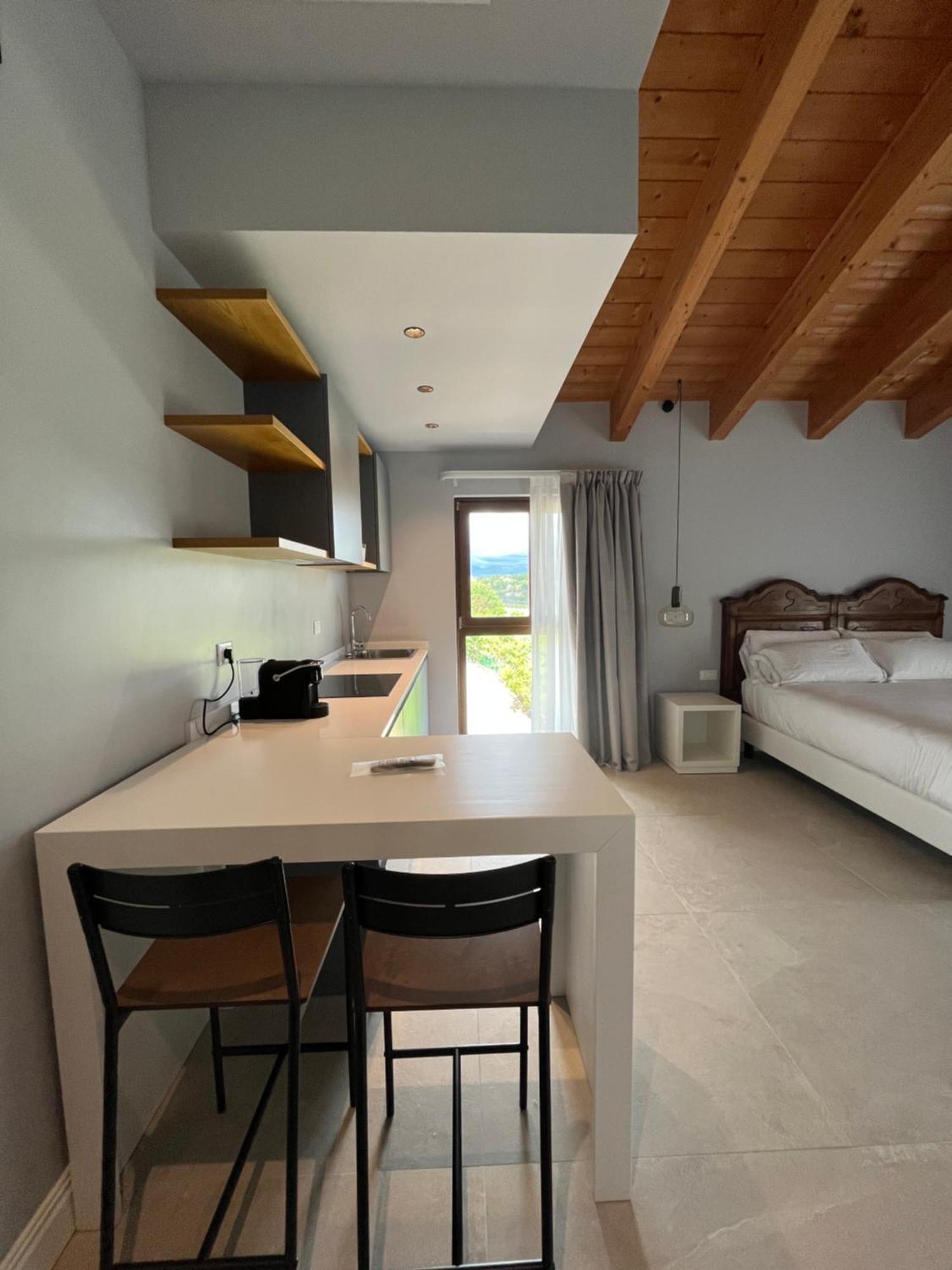 Agriturismo La Rondinella Лацизе Экстерьер фото