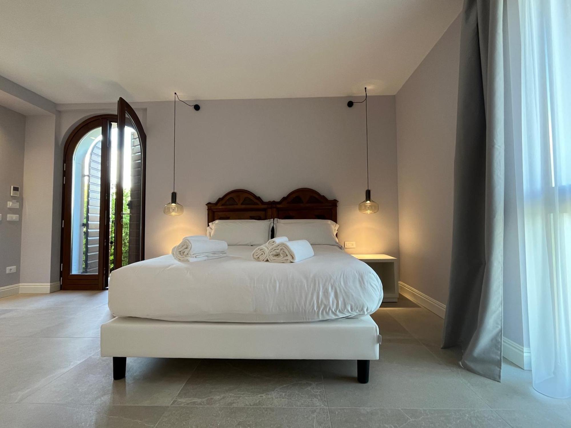 Agriturismo La Rondinella Лацизе Экстерьер фото